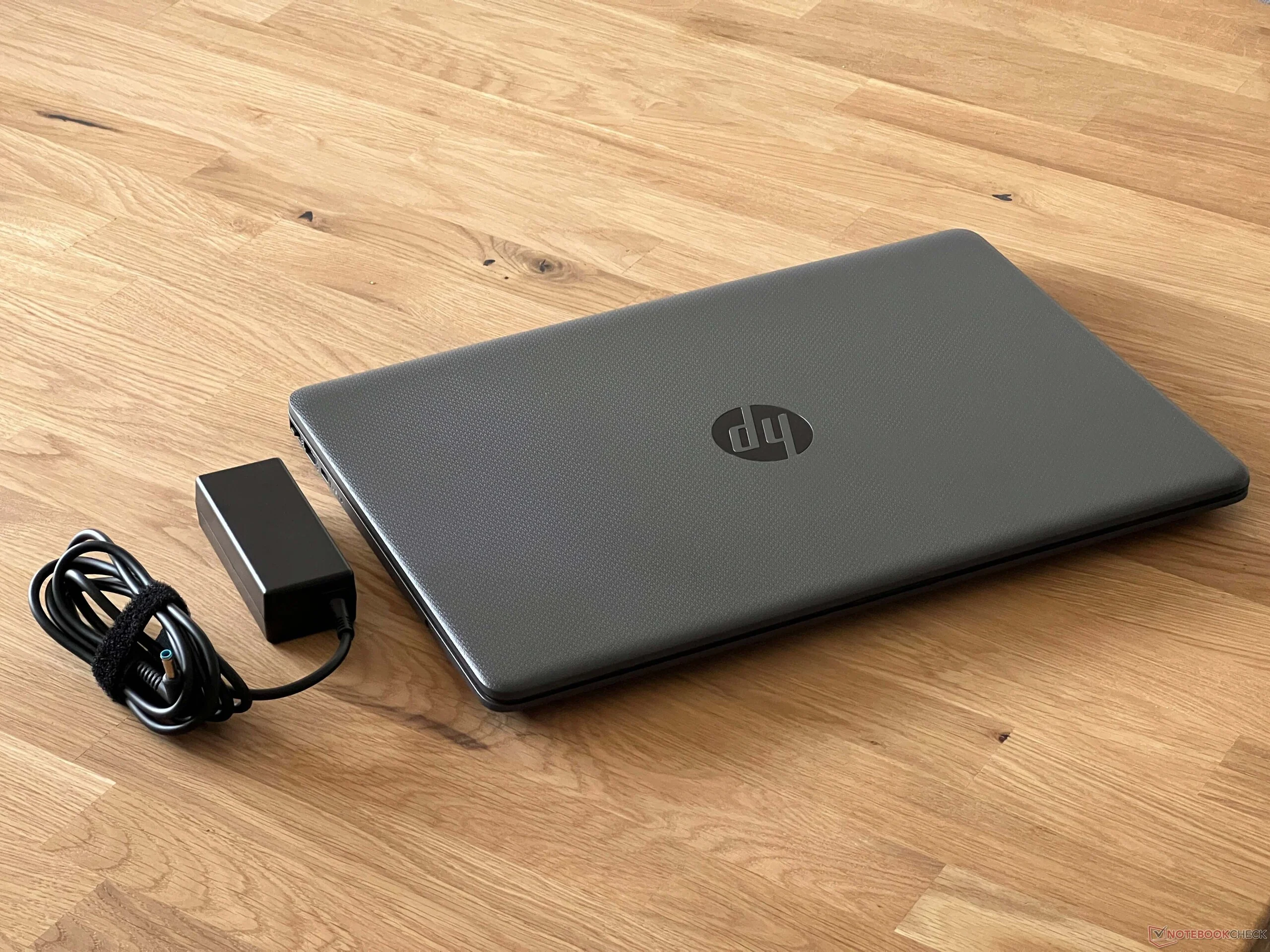 csm_IMG_1370_6fdbf75709 HP 250 G9 – Ordinateur Portable Intel N4500, Écran HD 15,6", 4 Go RAM, SSD 256 Go, Windows 11 Home – Image 5