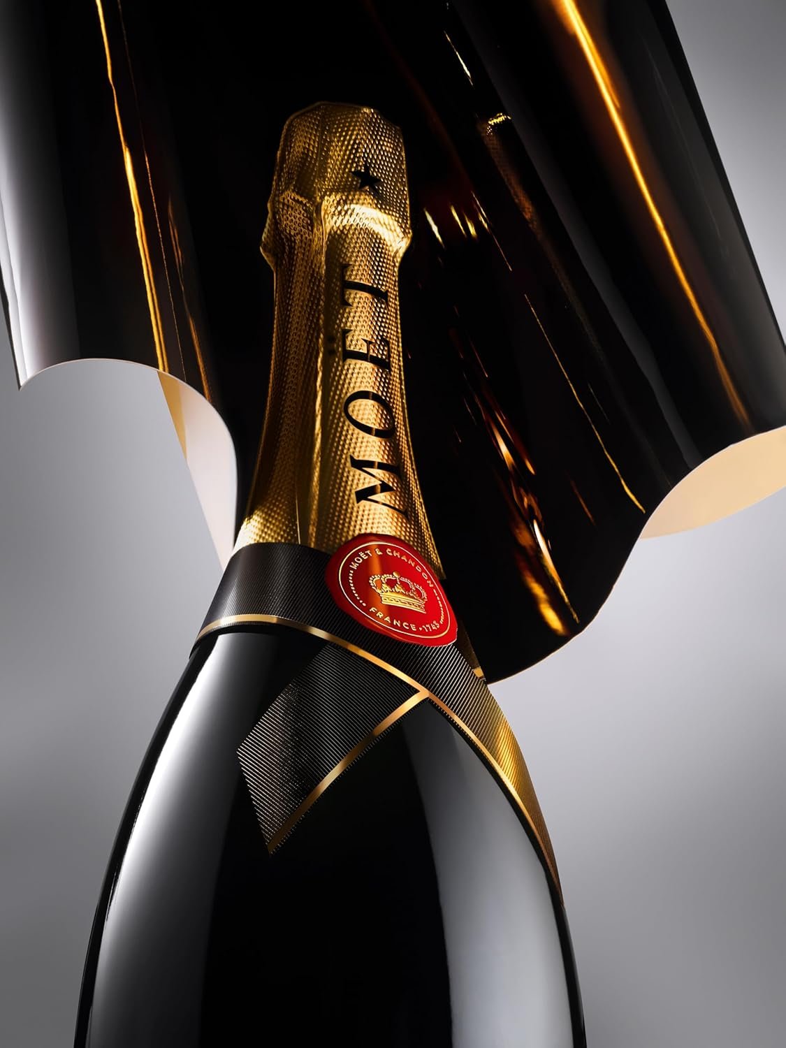 818uW5WmzUL._AC_SL1500_ Moët & Chandon Impérial Brut – Champagne AOC – 750 mL – Image 5